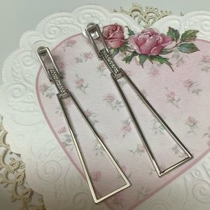 🌸Chic Silver Earrings